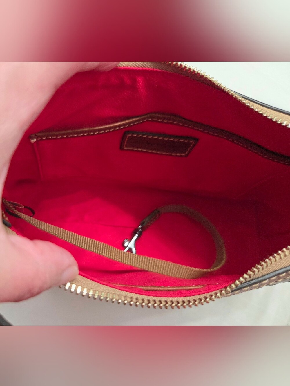 RARE Dooney & Bourke Ostrich Leather Hobo 25 - Pristine Condition - Picture 8 of 10